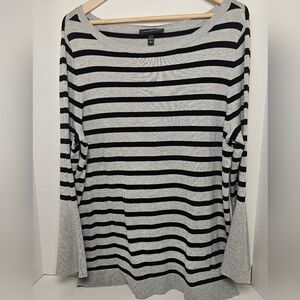 [LANE BRYANT] Gray & Black Stripes 《14/16》Bell Sleeves ☆ Boat Neck Sweater